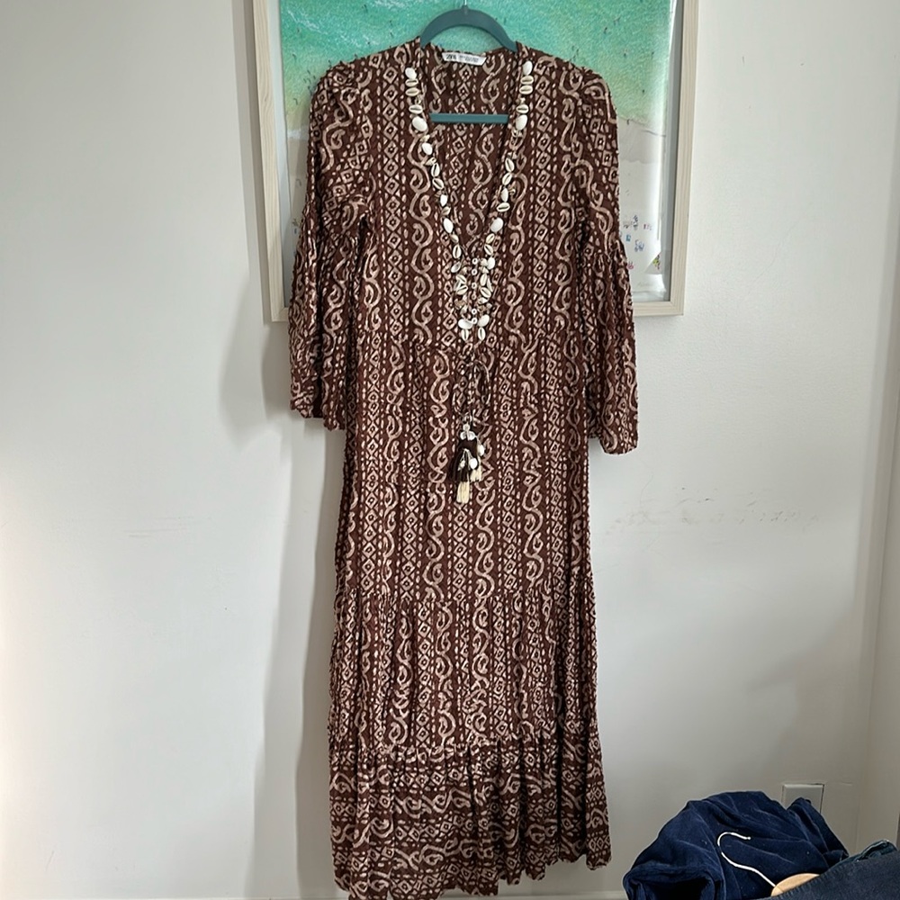 Zara midi dress size M worn in perfect condition